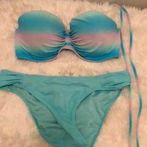 Victoria’s Secret ombré bikini